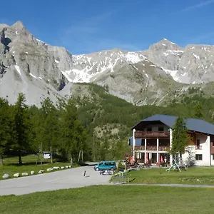 Gasthof Auberge Des Aiguilles, Entraunes